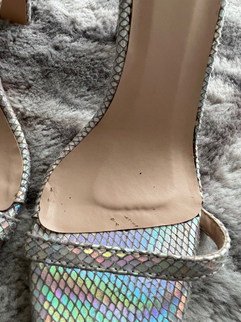 Holographic snakeskin heels outlet