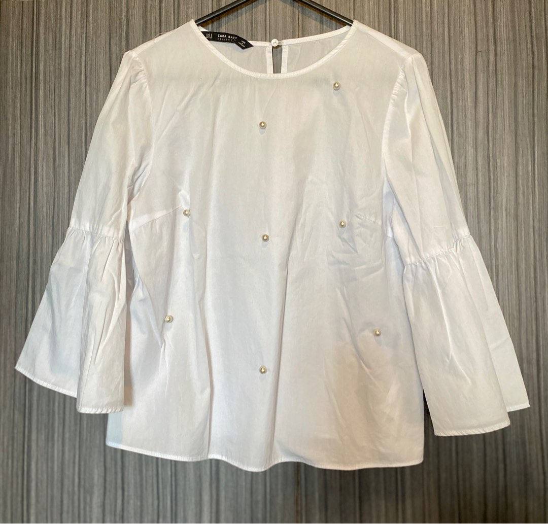 Puff Sleeve Zara Top on Carousell