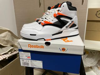 Pump up discount shoes nike