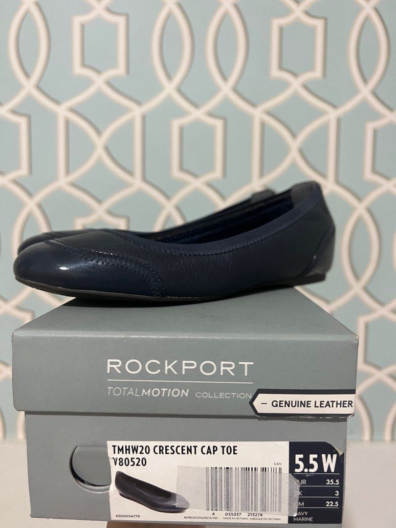 Rockport Crescent Cap Toe in Navy Marine