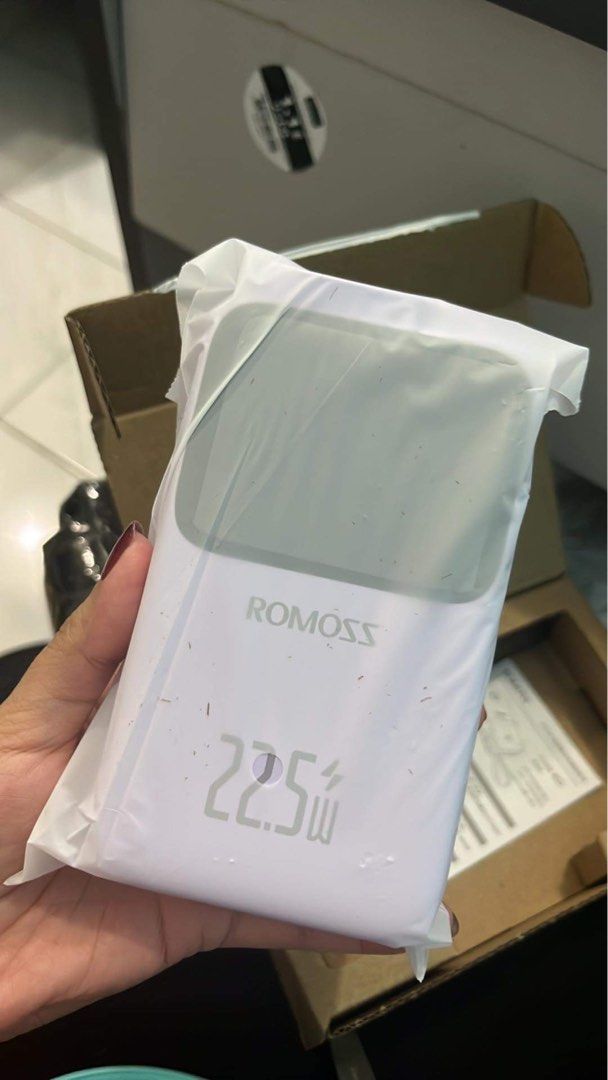 Romoss 20000 mAh on Carousell