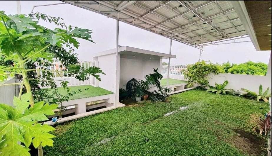 RUSH HOUSE AND LOT IN MEADOWOOD BACOOR CAVITE, Property, For Sale