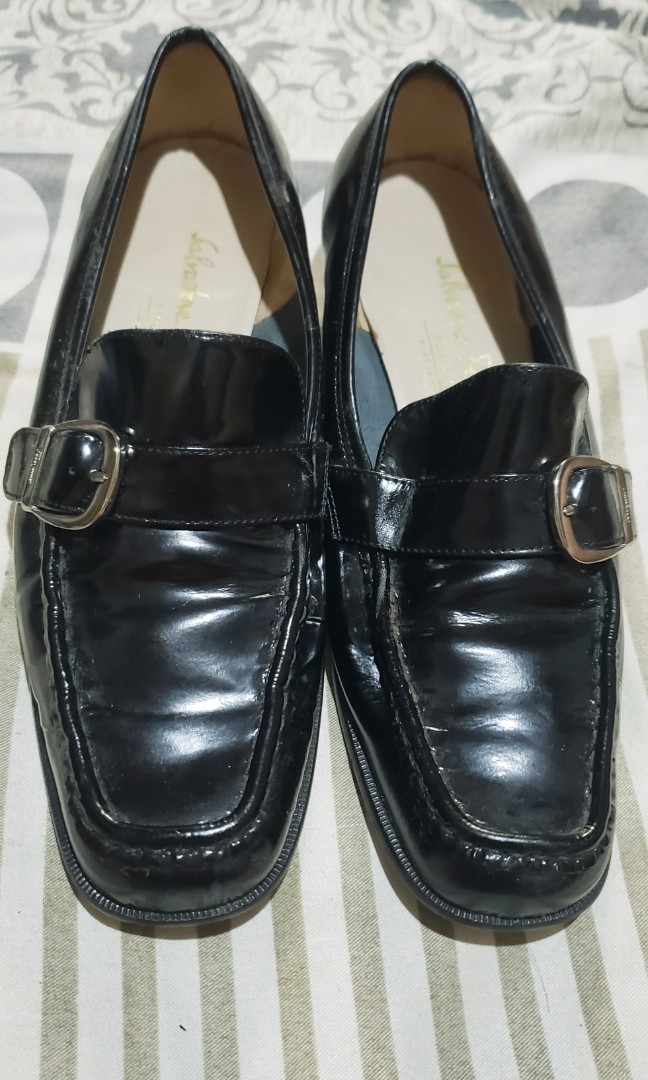 Salvatorre Ferragano wonens shoes on Carousell