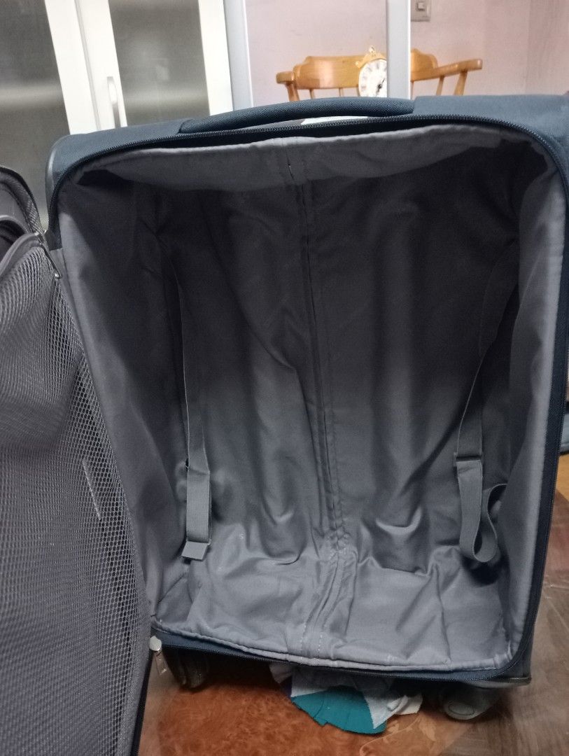 Samsonite, Furniture & Home Living, Bedding & Towels on Carousell