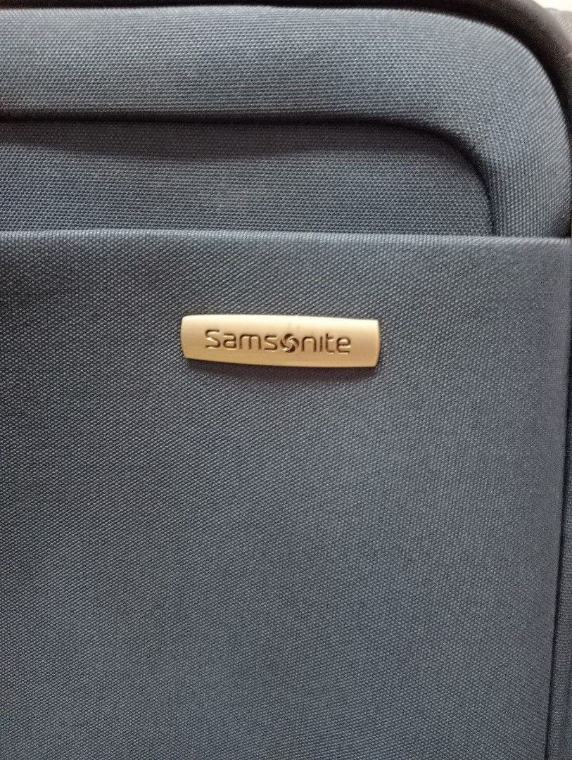 Samsonite, Furniture & Home Living, Bedding & Towels on Carousell