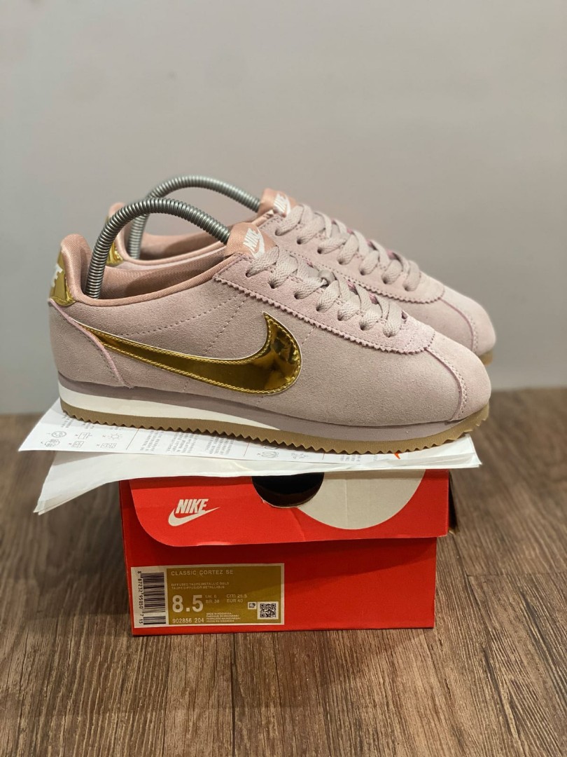 Nike Women's Classic Cortez SE Diffused Taupe/Metallic Gold-Phantom -  902856-204