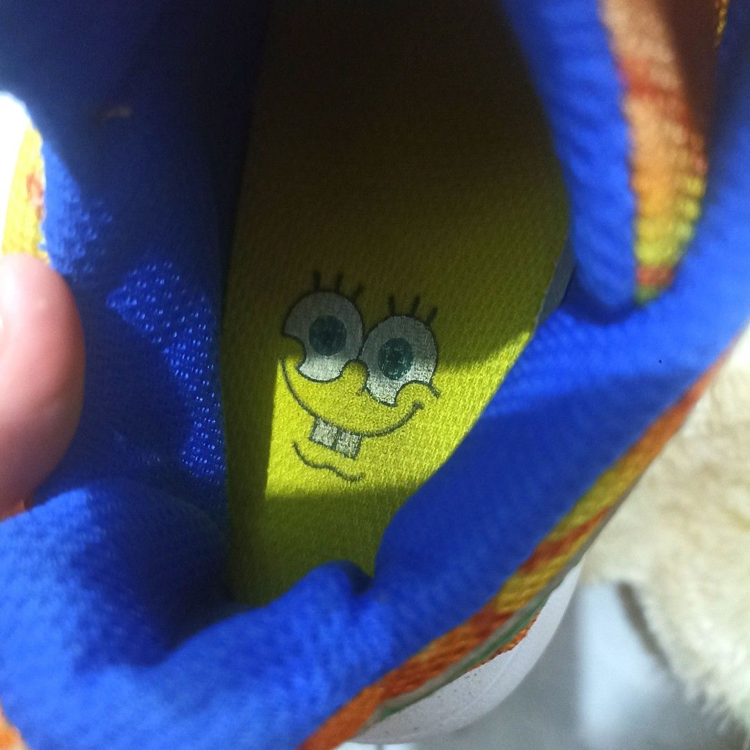 sepatu spongebob