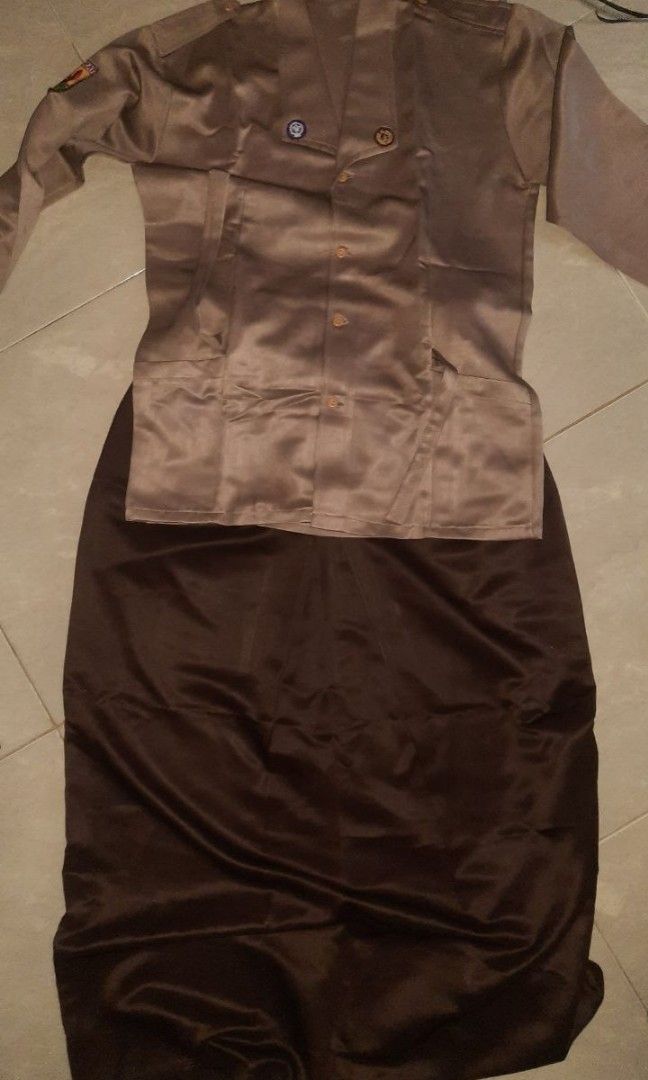 Seragam pramuka licin, Fesyen Wanita, Pakaian Wanita, Lainnya di Carousell