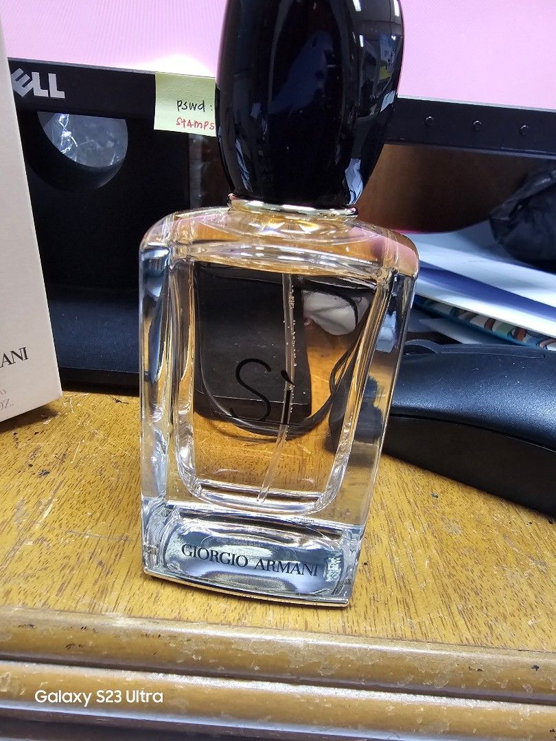 Giorgio armani store si price