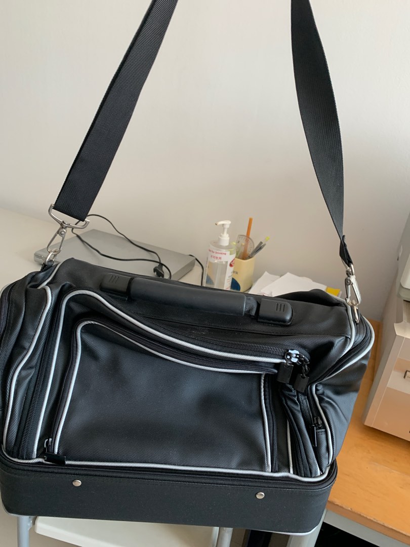 Small luggage bag, Hobbies & Toys, Travel, Luggage on Carousell