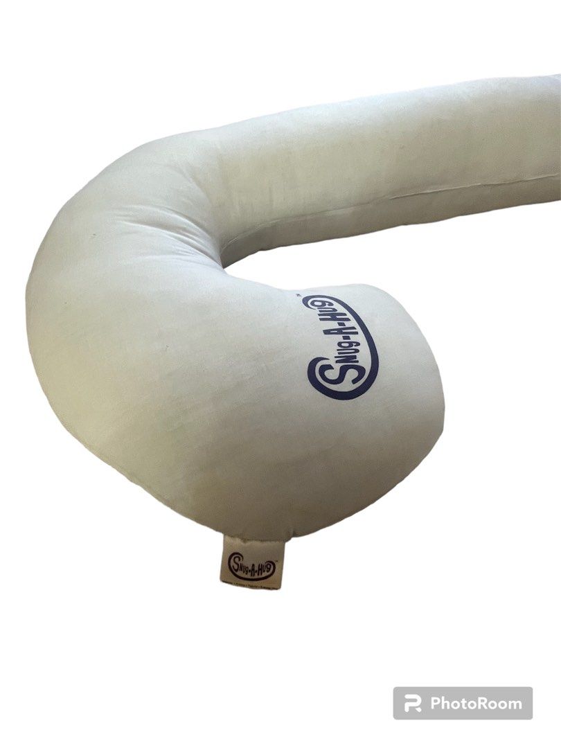 Snug a hug pillow (Category: Maternity Care) located in Las Pinas. Submitted by sofiaadeline (Listing ID 1247616780, Image 3). Description: Newly deep cleaned and sanitized. May signs of usage sa cover, you can purchase new cover sa shopee or lazada for 500 php only. .