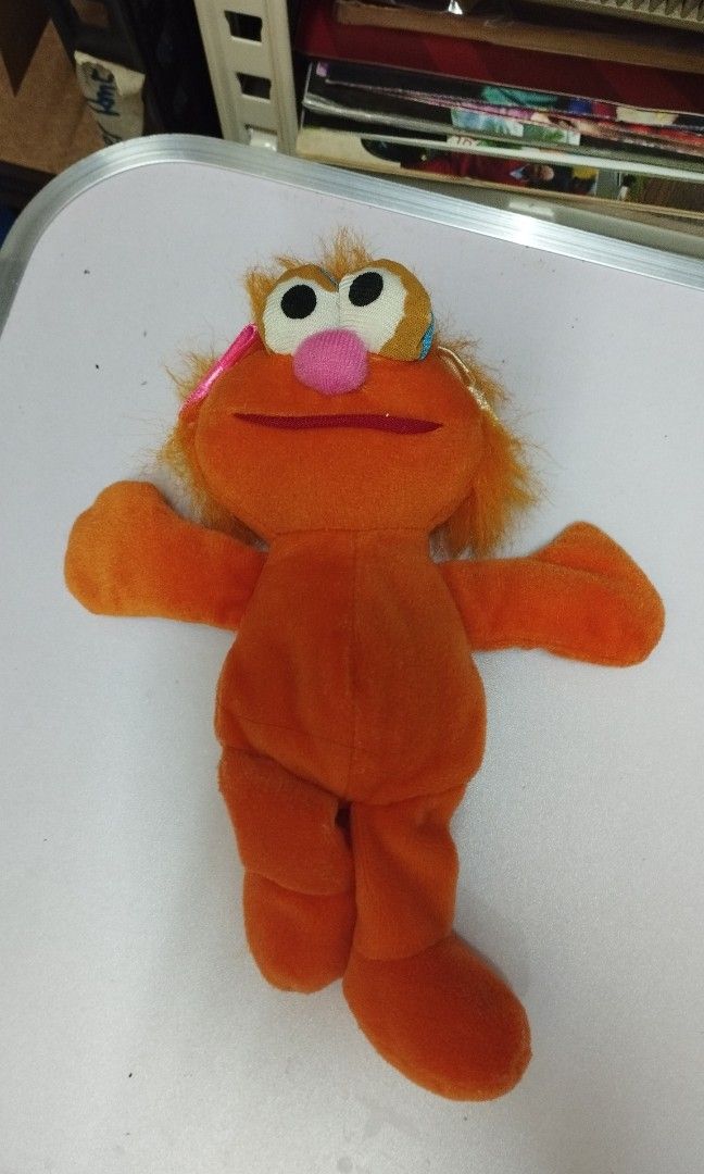 Sesame street zoe plush top