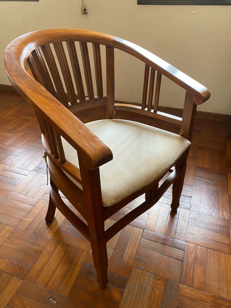 Wooden study chair hot sale with arms