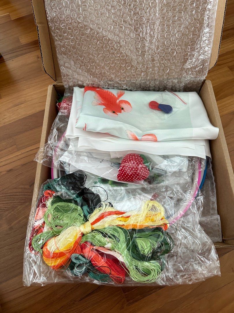 Suzhou embroidery setx2, Hobbies & Toys, Stationery & Craft, Craft