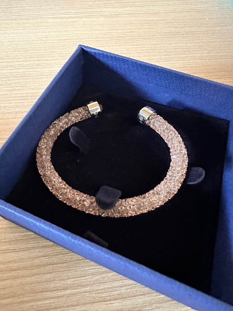 Swarovski Crystaldust Cuff pink