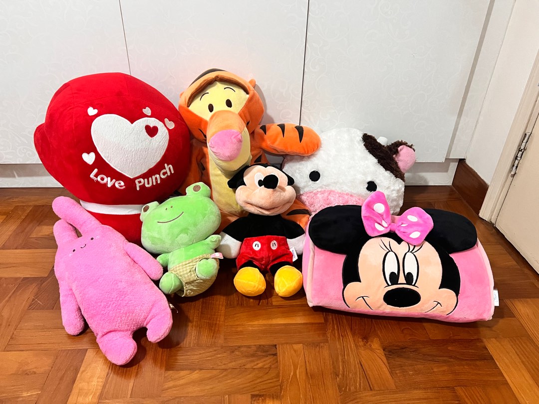 All for 20 Disney Soft Toys Minnie, mickie, tigger , Hobbies & Toys