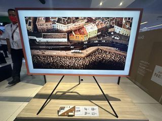 THE FRAME QLED SMART LED TV