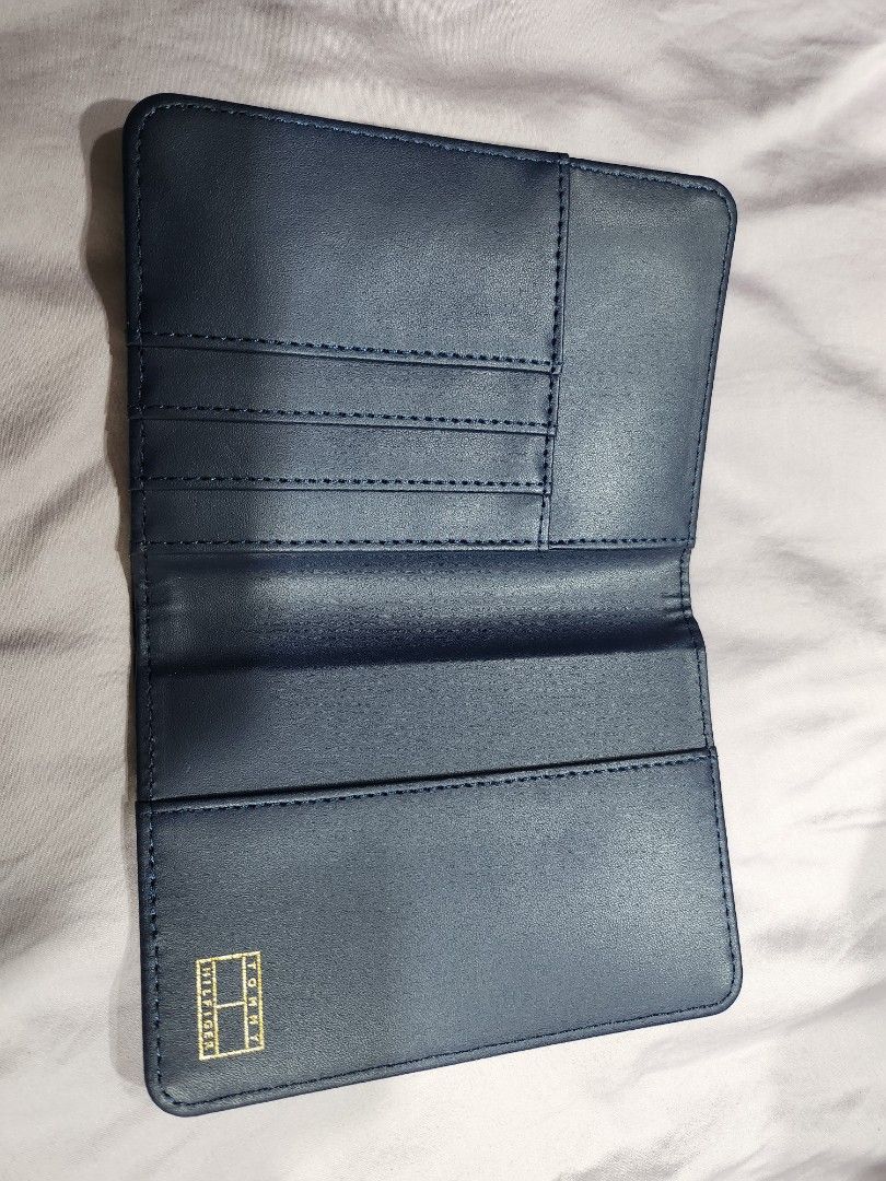 Tommy Hilfiger passport cover, Men's Fashion, Watches & Accessories