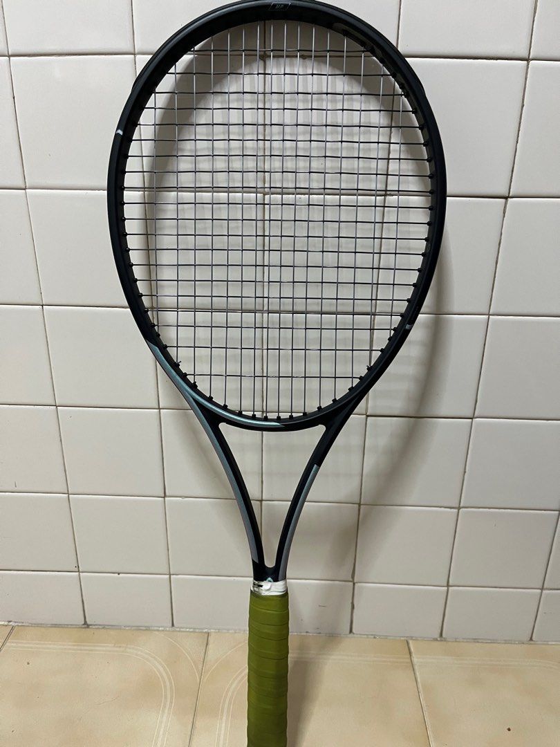 Trade or sell Head Gravity MP 100 2023 tennis racket