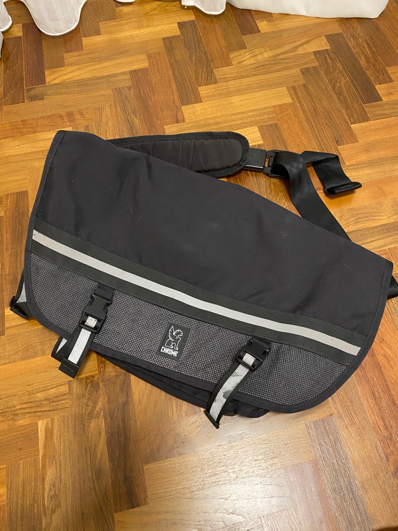 Used Chrome Industries Citizen Messenger Bag (Night Edition), Men's