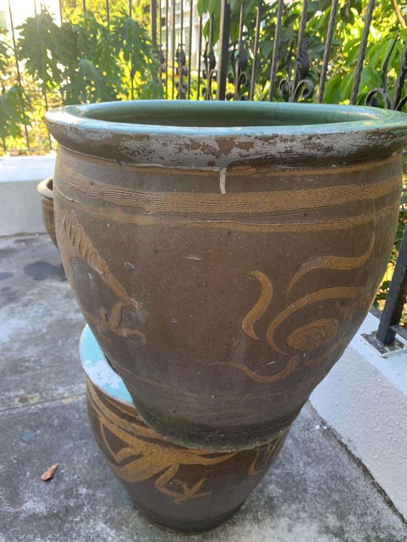Used Flower Pots, Furniture & Home Living, Gardening, Pots & Planters