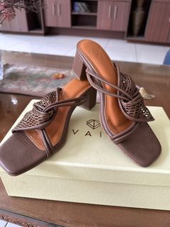 (Kategori: ) berada di . Dikirim oleh luckyjunepreloved (ID iklan 1247569860, Gambar 1). Deskripsi: .