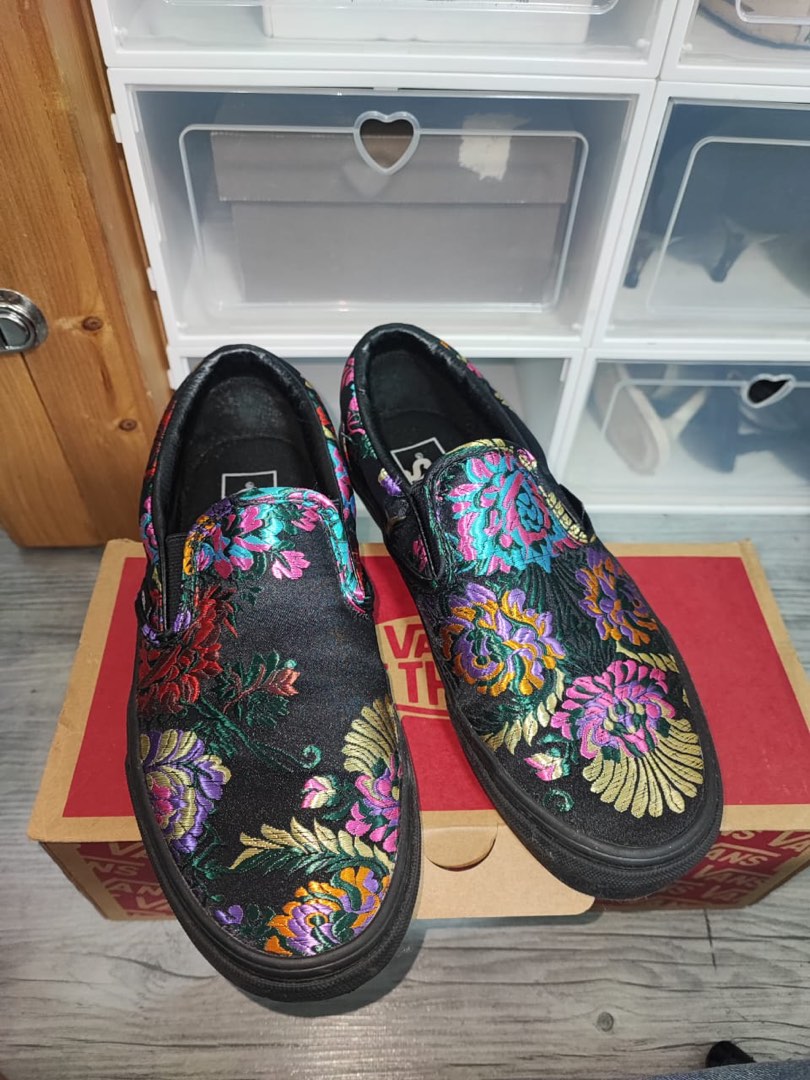 Vans Slip On Black Satin