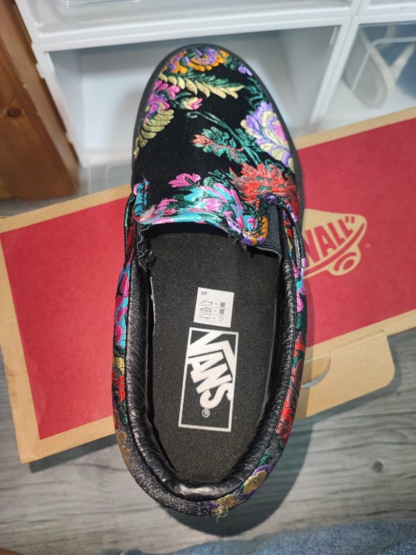 Black sales satin vans