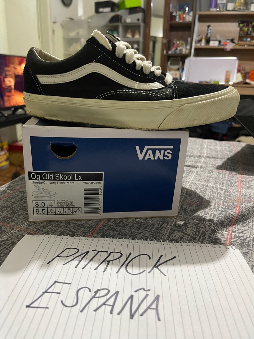 Glorietta vans hotsell