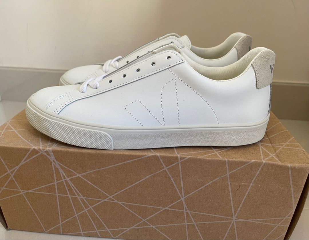 全新Veja Esplar Leather Extra White, 女裝, 鞋, 波鞋- Carousell
