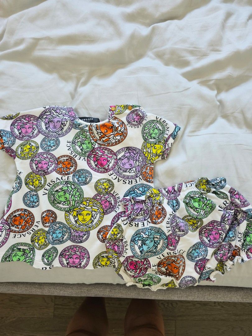 Versace short set outlet