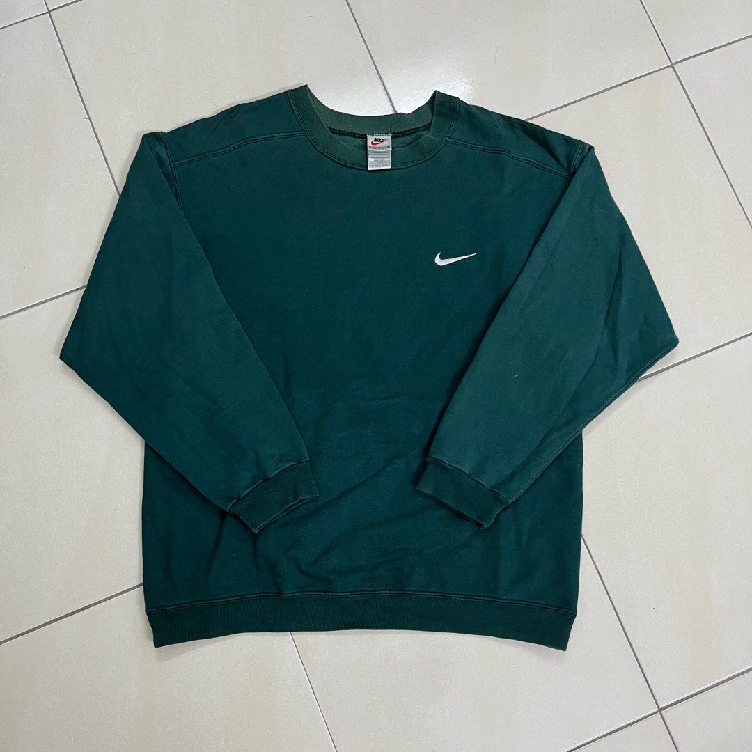 Green vintage nike crewneck top