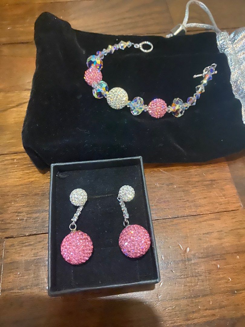 Dance shop jewellery set