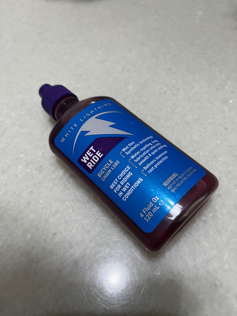 White lightning wet lube Sports Equipment Bicycles Parts