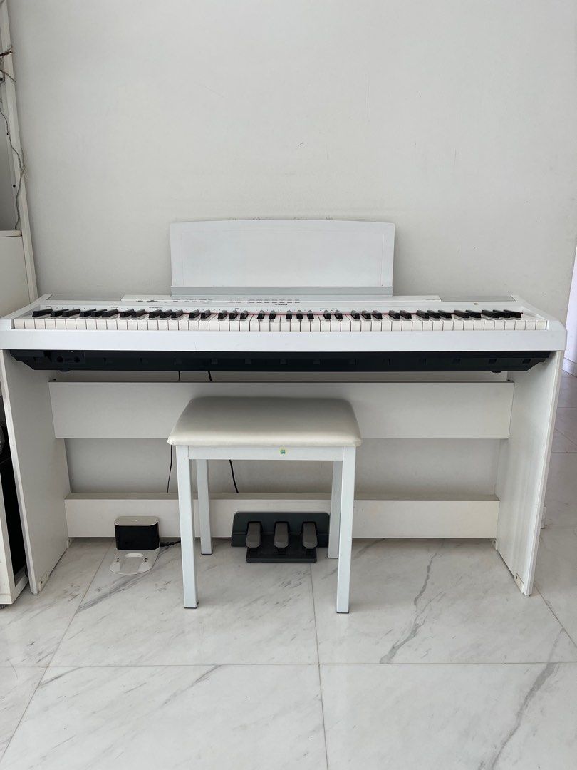 Yamaha P115 Digital Piano in White, Hobbies & Toys, Music & Media