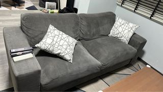 (Category: ) located in . Submitted by ftantantan (Listing ID 1247835595, Image 1). Description: .