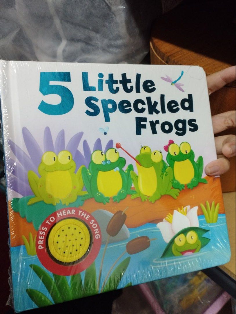 5 Little Speckled Frogs Book, Hobbies & Toys, Books & Magazines