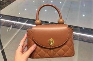 (Category: ) located in . Submitted by shopper.gallery (Listing ID 1247857516, Image 1). Description: .