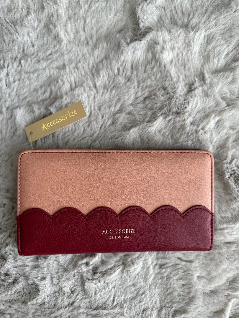 Accessorize london wallet deals