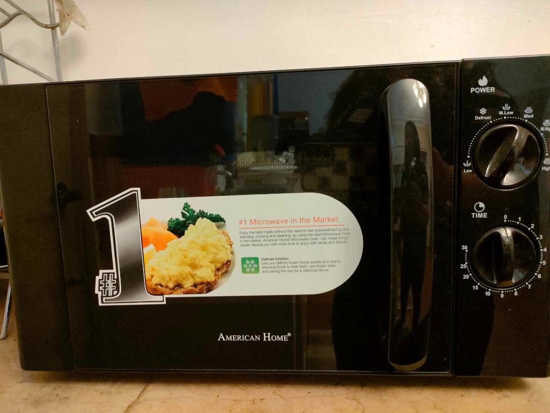 American Home Microwave Oven for Sale!!!, Furniture & Home Living
