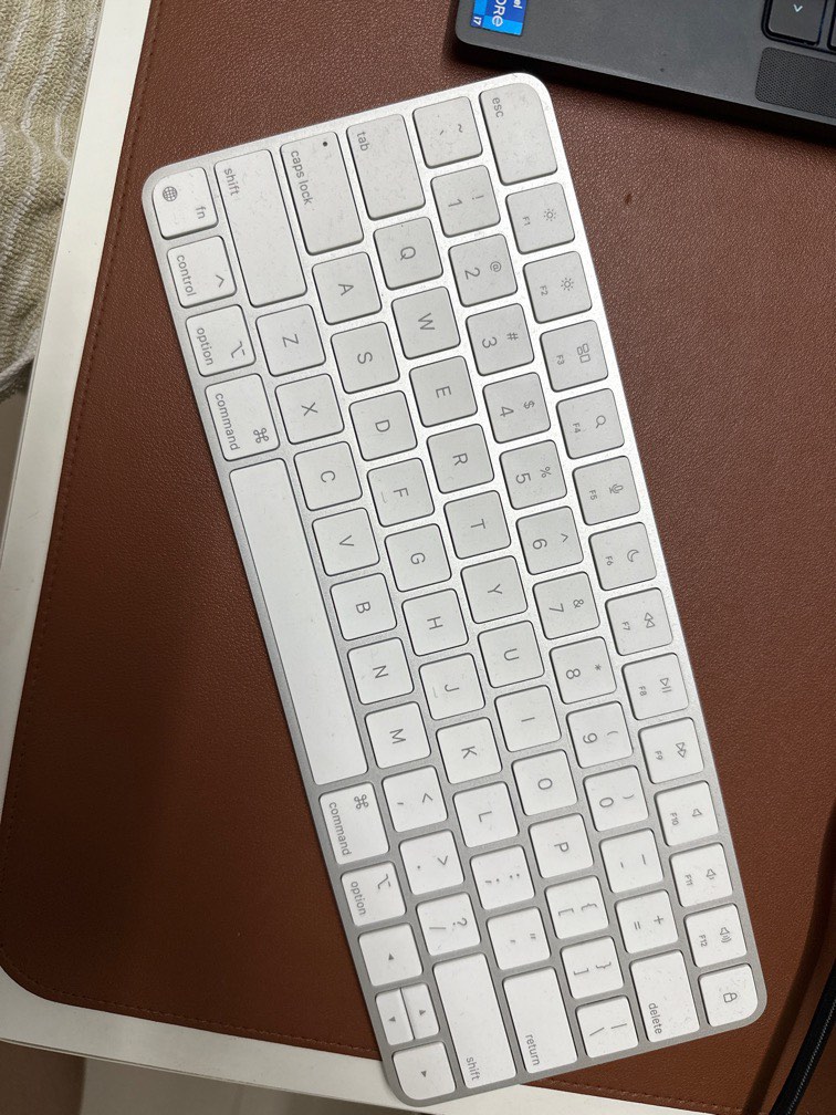 Apple Magic Keyboard, Computers & Tech, Parts & Accessories, Computer