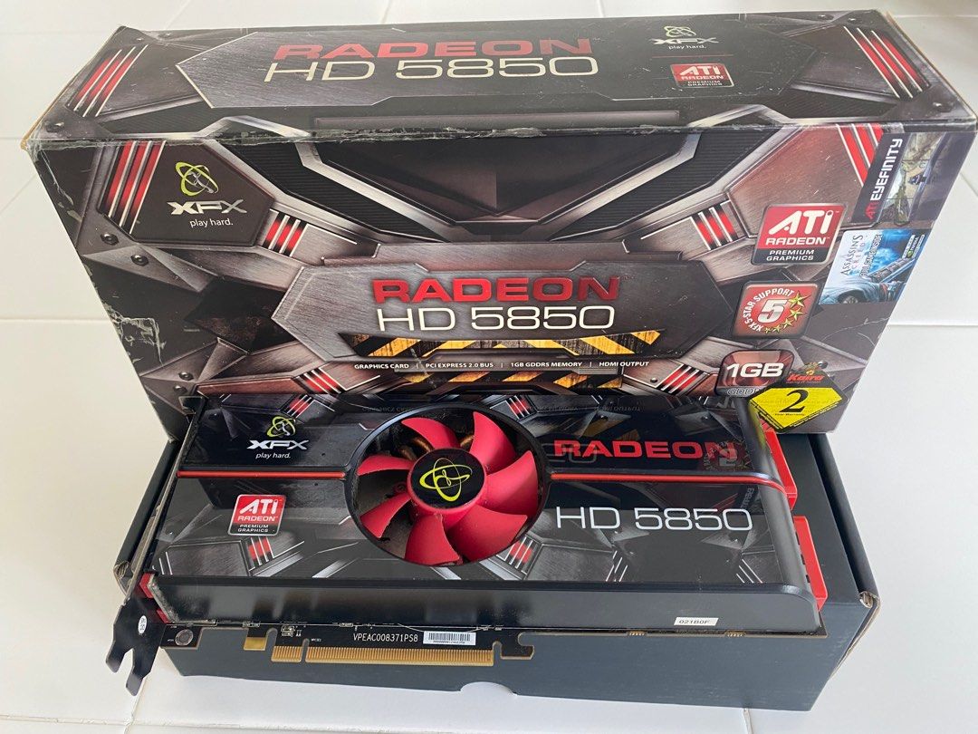 ATI RADEON HD 5850 1GB DDR5