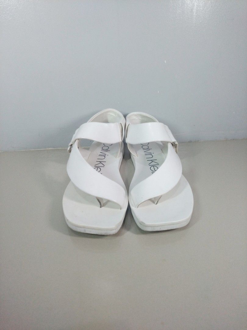 Calvin klein clearance rikki flat sandal