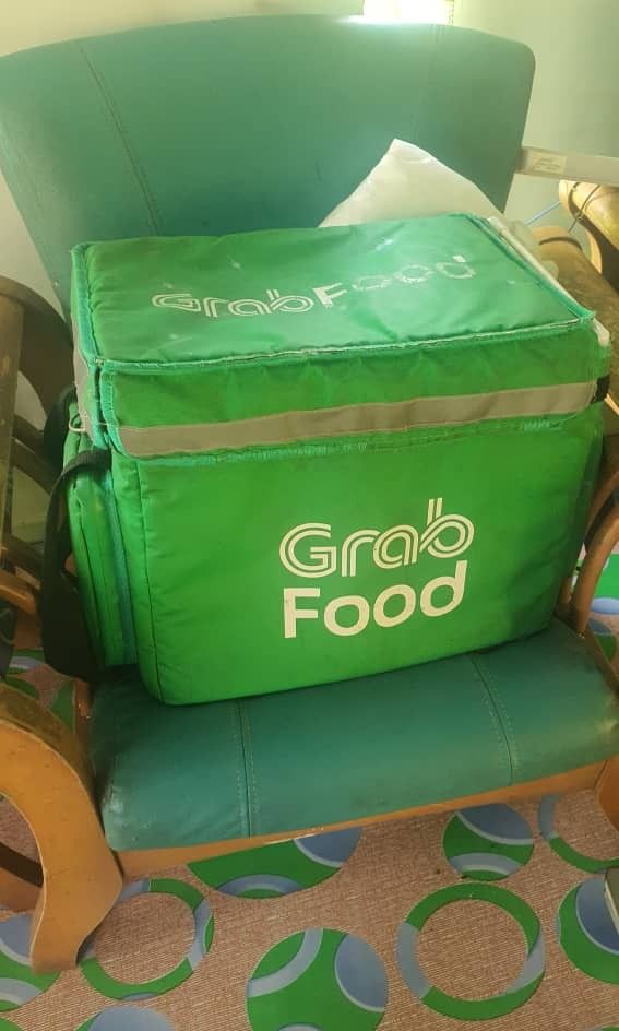Beg Grabfood Sling SG, Furniture & Home Living, Kitchenware & Tableware