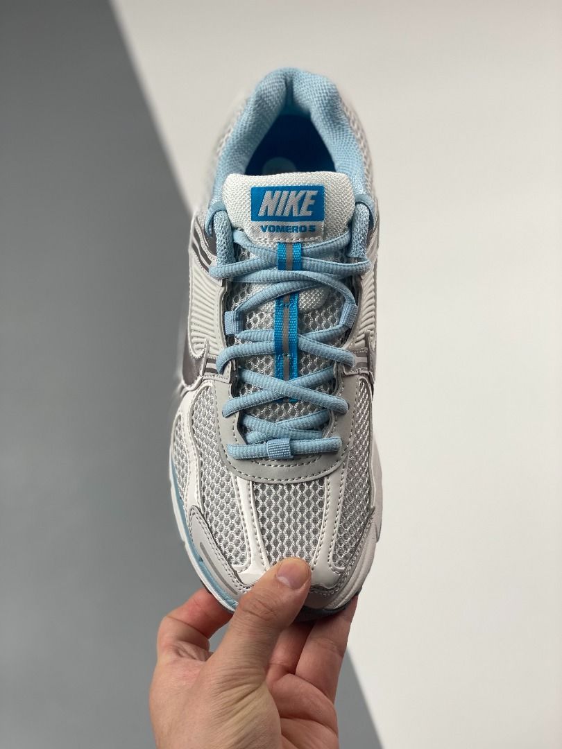 Nike on sale 5. 215