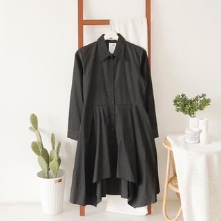Black asymmetrical dress kemeja