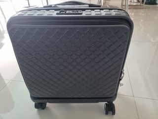(Category: ) located in . Submitted by sw.khoo (Listing ID 1247762873, Image 1). Description: .