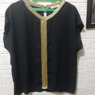 Black gold top