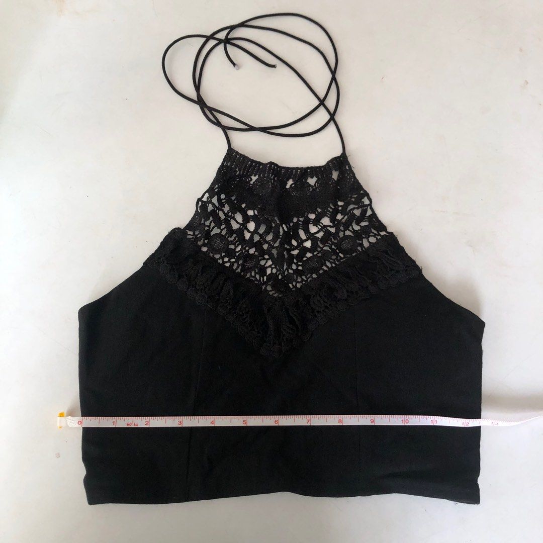 black lace halter top party top (Category: Sleeveless) located in Taguig. Submitted by unfeigned (Listing ID 1247858192, Image 2). Description: price is firm^^ very nice fabric! medyo stretchy sya it has inner pads also! best fit for xs petite girlies ganda nito pang night out ang sexy ng back nya .
