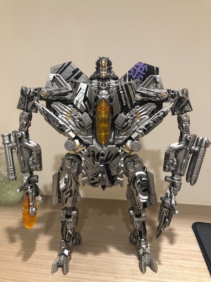 Transformers black mamba starscream deals